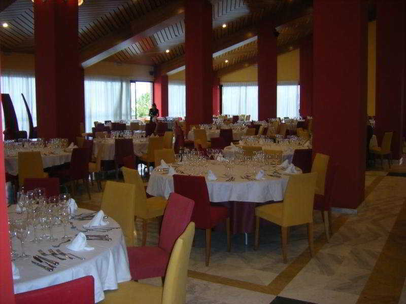 Cear Juan Carlos I Hotel Granada Buitenkant foto