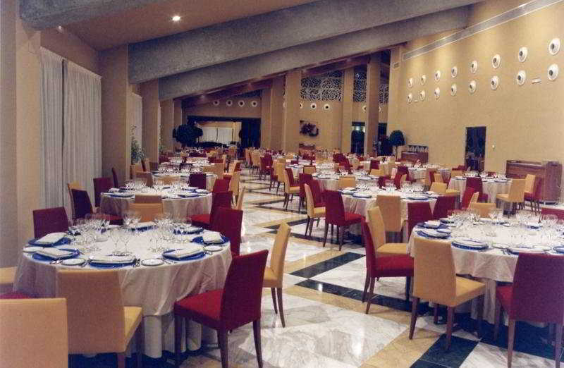 Cear Juan Carlos I Hotel Granada Buitenkant foto