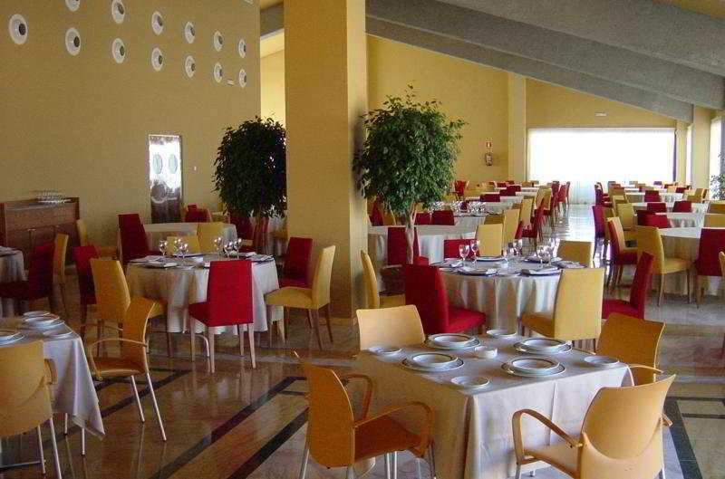 Cear Juan Carlos I Hotel Granada Buitenkant foto